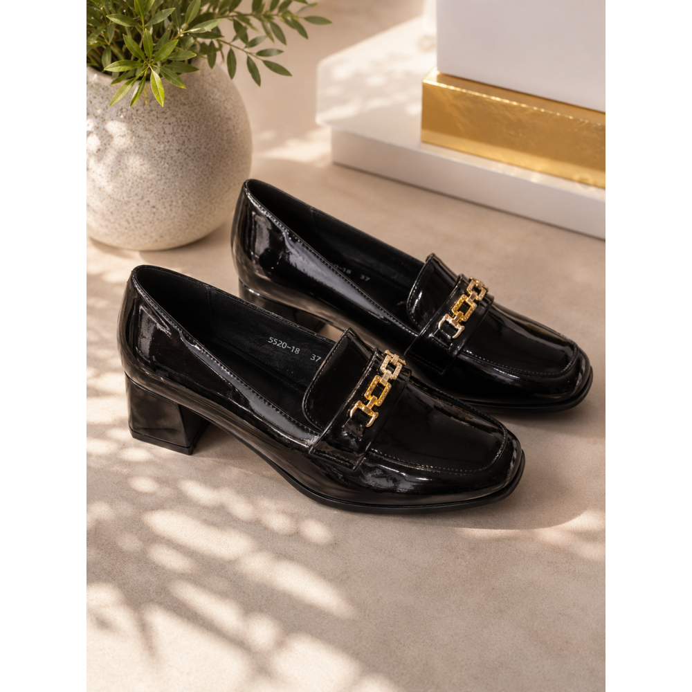 Γυναικεία Μαύρα Λουστρίνι Loafers με Σταθερό Τακούνι και Διακοσμητική Αλυσίδα!!!5520-18