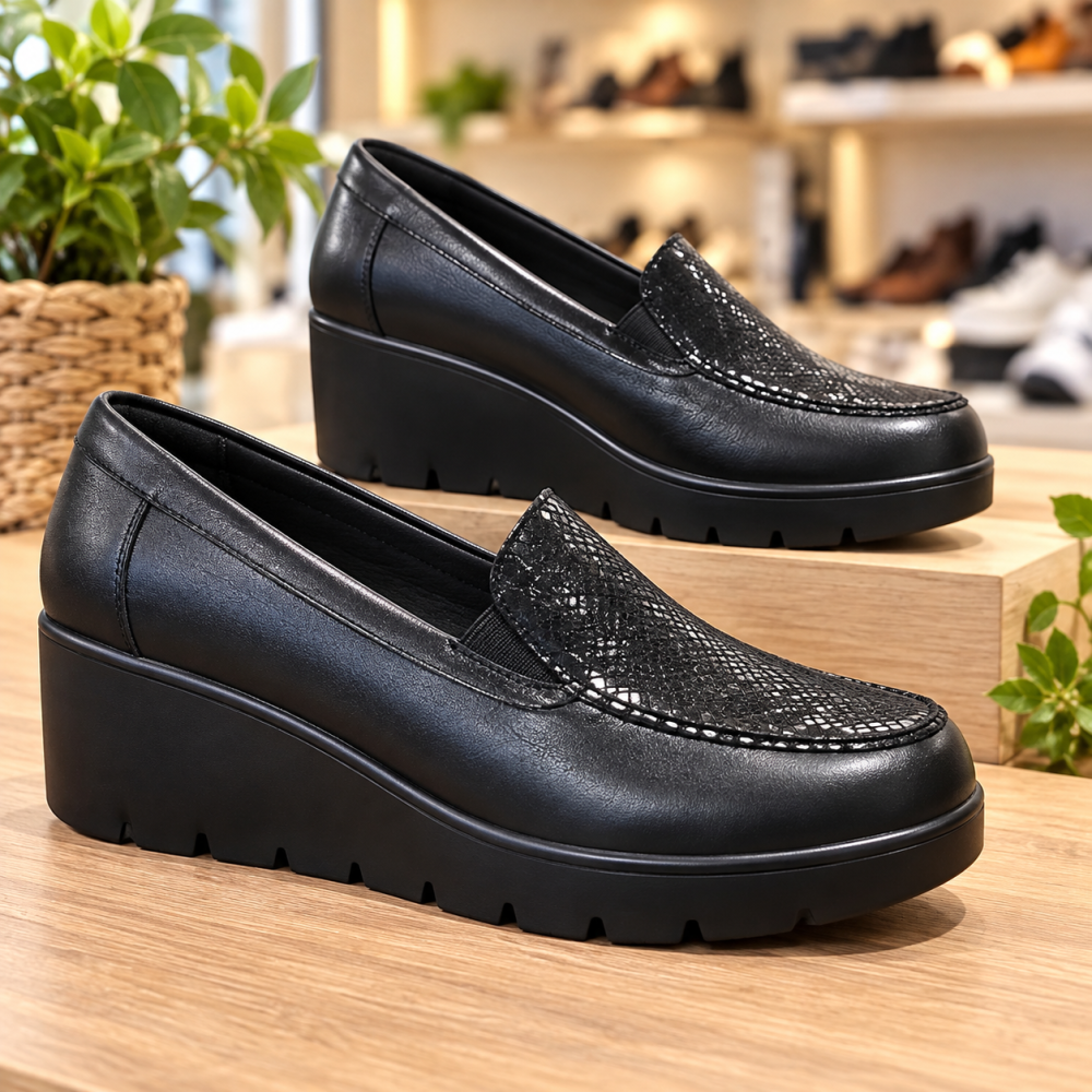 Γυναικεία Ανατομικά Loafers με Πλατφόρμα (5cm) & Εφέ Εξωτικού Δέρματος – Μαύρο!FB8910
